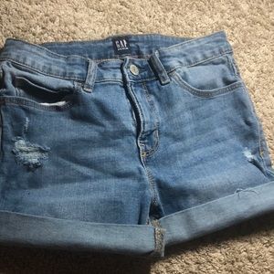Gap shorts